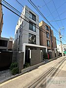 明大前駅より徒歩5分 4階 築3年10ヶ月の賃貸物件