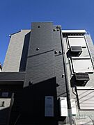 明大前駅より徒歩8分 1階 築1年11ヶ月の賃貸物件