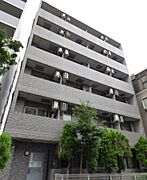 新宿御苑前駅より徒歩6分 5階 築25年の賃貸物件