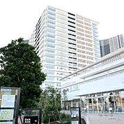 豊洲駅より徒歩9分 築10年9ヶ月 20階建の賃貸物件