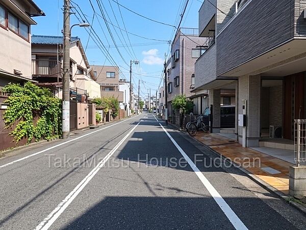 前面道路は福員約7.2メートルの公道です。