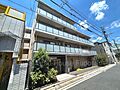 閑静な住宅街に...