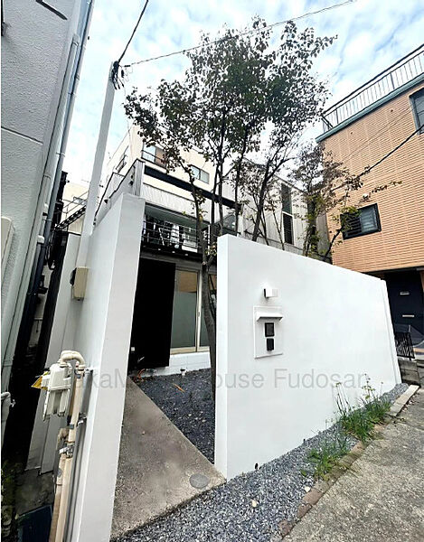 外観：313004488153