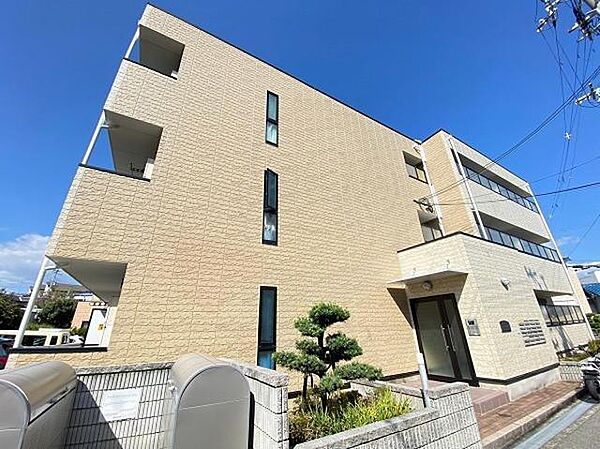 アンプルールフェールネサンス ｜大阪府豊中市春日町２丁目(賃貸マンション1K・1階・31.46㎡)の写真 その1