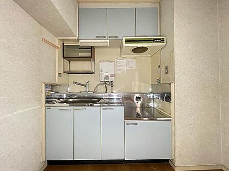 レトロな雰囲気のキッチンです。