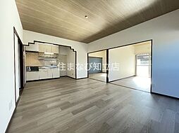 エステートNOB 2階3LDKのリビング/ダイニング