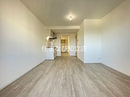 ジーメゾン知立エルペシア 3階1LDKのリビング/ダイニング