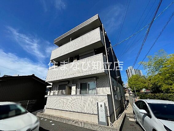 アール・オッツ_外観_1