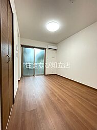 フィオーレ中前田 1階1Kのリビング/ダイニング