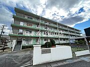 桜井駅より徒歩6分 築60年 4階建の賃貸物件
