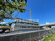 フローラ島間 3階 築9年7ヶ月の賃貸物件