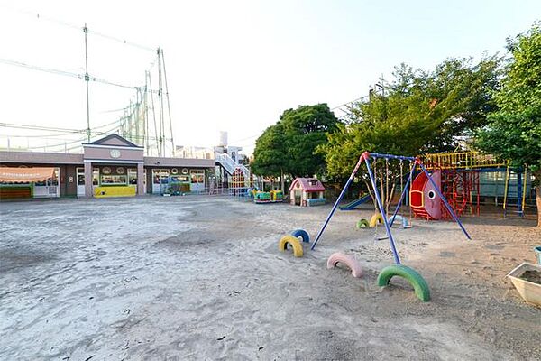 坂戸ひまわり幼稚園 308m