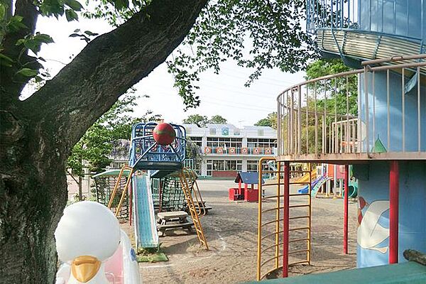 かみひろや幼稚園 徒歩17分。 1300m
