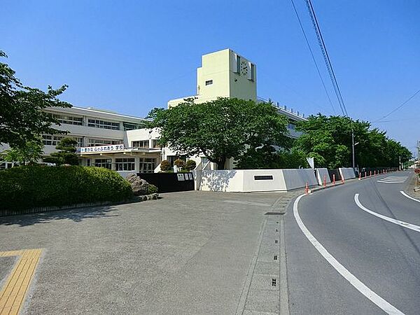 毛呂山町立泉野小学校 徒歩13分。 1030m