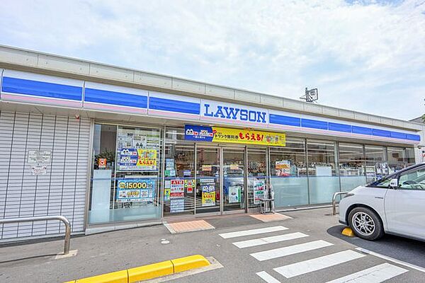 ローソン坂戸仲町店 徒歩6分。 420m