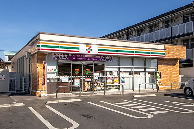 セブンイレブン毛呂山長瀬店 徒歩11分。 860m