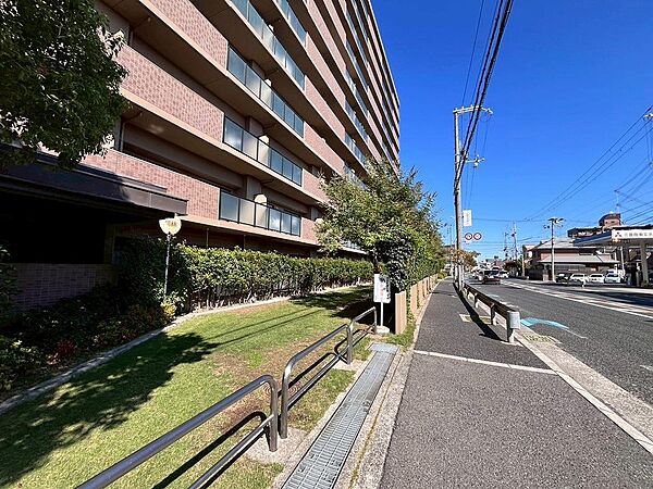 南海本線「羽衣駅」まで徒歩１１分の好立地！