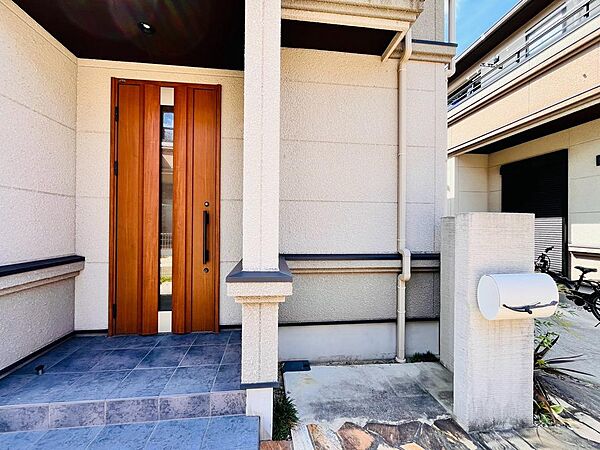 暮らしやすい4LDK＋SIC♪全居室収納＋2ヶ所のトイレ＋駐車2台と、家族の快適な暮らしを考えた充実の住まいです