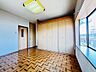 子供部屋：明るい窓付きの洋室♪子ども部屋や趣味のお部屋にもおすすめです。