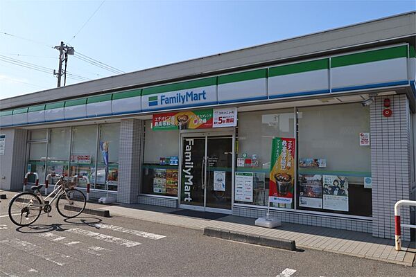 画像24:ファミリーマート 新潟十番町店（145m）