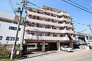 新潟駅より徒歩10分 築35年11ヶ月 6階建の賃貸物件