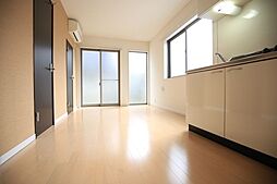 ＩＯＲＩ 102 1階ワンルームのリビング/ダイニング