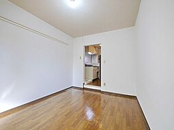 トラストビラ住吉 401 4階ワンルームのリビング/ダイニング