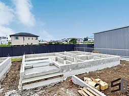 神奈川県秦野市栄町9-10