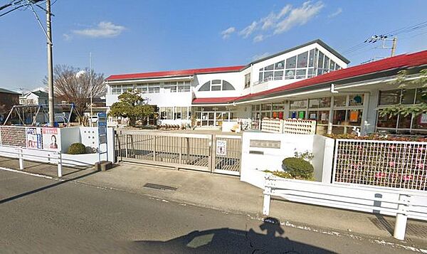 石塚保育園 徒歩14分。幼稚園や保育園が整い、小さなお子さまの通園も安心。子育て世帯に嬉しい環境です。 1050m