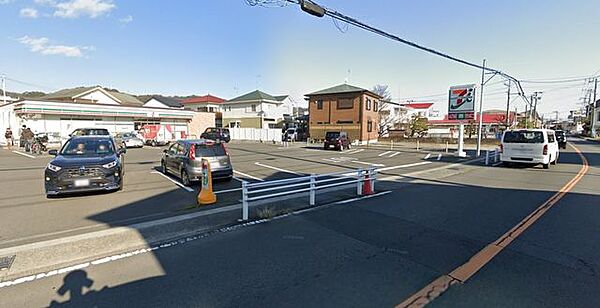 セブンイレブン小田原国府津西店 徒歩15分。コンビニが利用でき、急な買い物や日常のちょっとした用事にも便利な環境です。 1190m