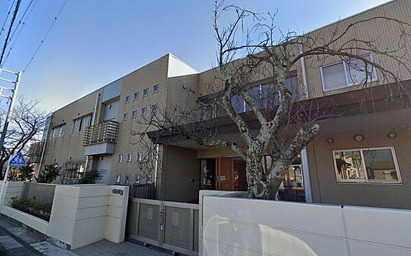 つくし幼稚園 徒歩19分。幼稚園や保育園が整い、小さなお子さまの通園も安心。子育て世帯に嬉しい環境です。 1450m