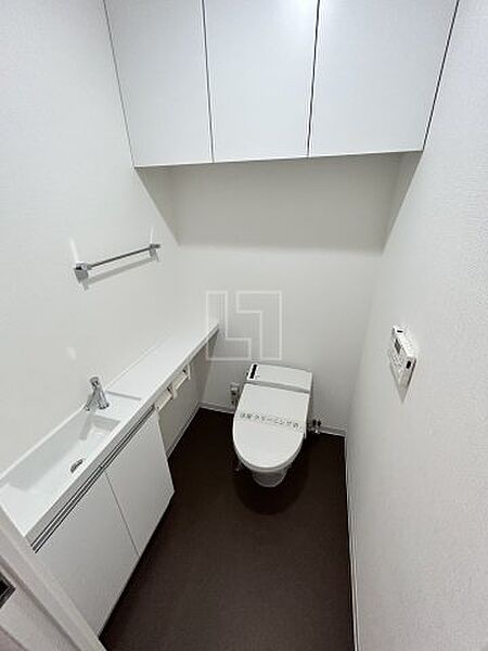 トイレ：リバーサイドタワー中之島　温水洗浄便座