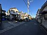 外観：前面道路は人通りが多くないので安心して駐車できます！