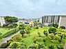 その他：【Balcony】日当たりの良いバルコニーはお洗濯物がしっかり乾きやすく、毎日の家事にも重宝します。