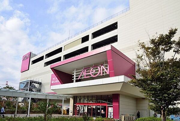 イオン船橋店 820m