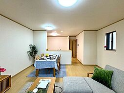 リビング/ダイニングの画像