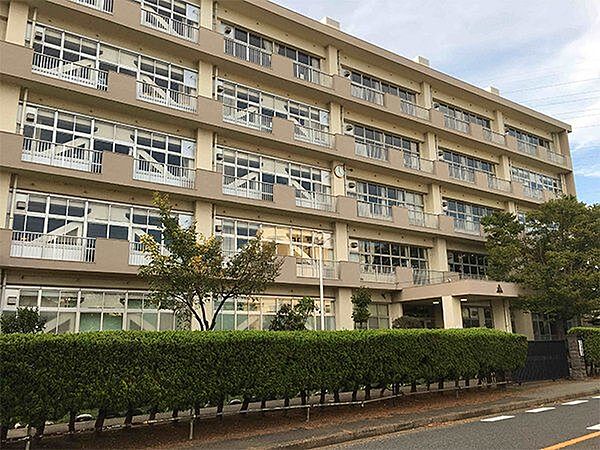 小中台南小学校 1300m