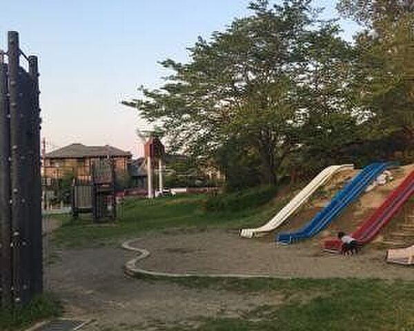 ちすみ第1公園 640m