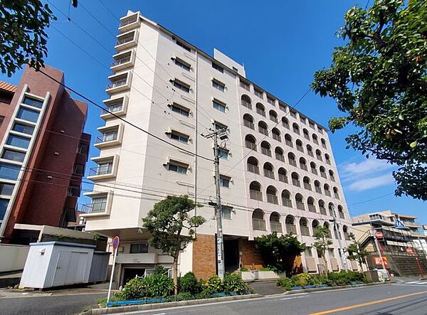 【Exterior】落ち着きのあるシンプルな外観で、長く愛せる住まいに仕上がっています。
