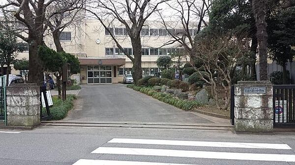 花見川中学校 1180m