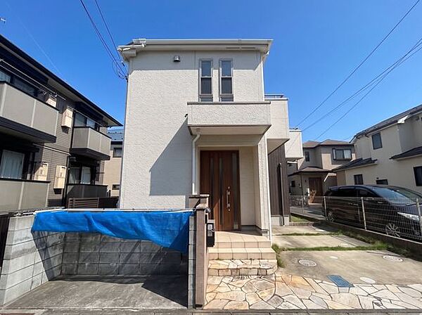 【Exterior】落ち着きのあるシンプルな外観で、長く愛せる住まいに仕上がっています。