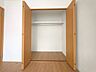 収納：【Bedroom】クローゼット完備で収納力◎。家具の配置もしやすい機能的な洋室です。