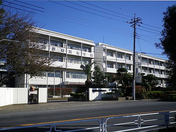 習志野市立習志野高等学校 230m