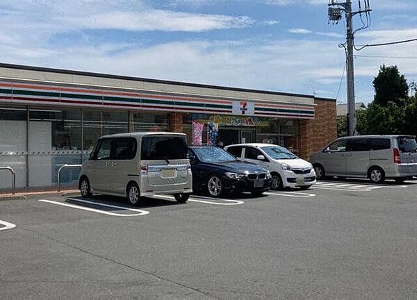 セブンイレブン船橋習志野4丁目店 700m