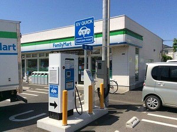 ファミリーマート 東習志野一丁目店 700m