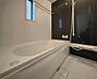 浴室：【Bathroom】リラックスできる空間で、一日の疲れを癒し、心身共にリフレッシュできます。