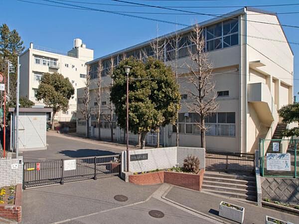 横浜市立吉原小学校まで450m（徒歩7分）