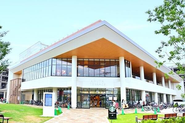 APITA TERRACE(アピタ テラス)横浜綱島まで1791m（徒歩23分）