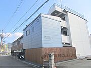 亀岡駅より徒歩2分 1階 築39年の賃貸物件