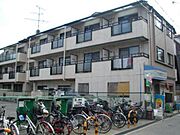 ハーフムーン服部 3階 築30年7ヶ月の賃貸物件